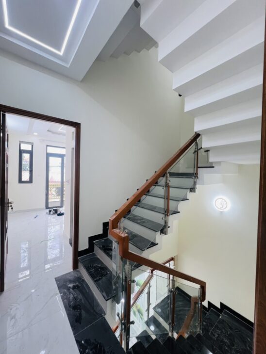 NHÀ MỚI XÂY – HƯƠNG LỘ 2 – BÌNH TRỊ ĐÔNG A – 5 TẦNG – ĐẦY ĐỦ CÔNG NĂNG (6WC) – HẺM XE HƠI – 57M2 –