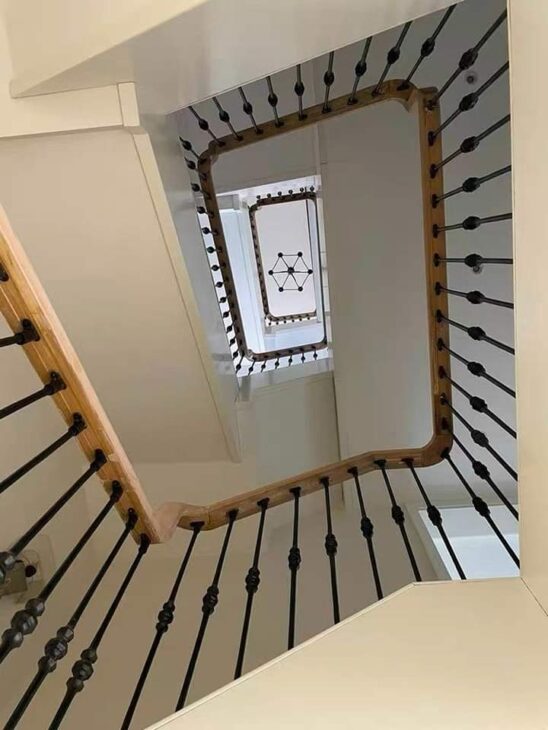 Cho thuê nhà mới, căn góc, Mai Hắc Đế, thang máy; vỉa hè 91m2* 5T- 31 Tr