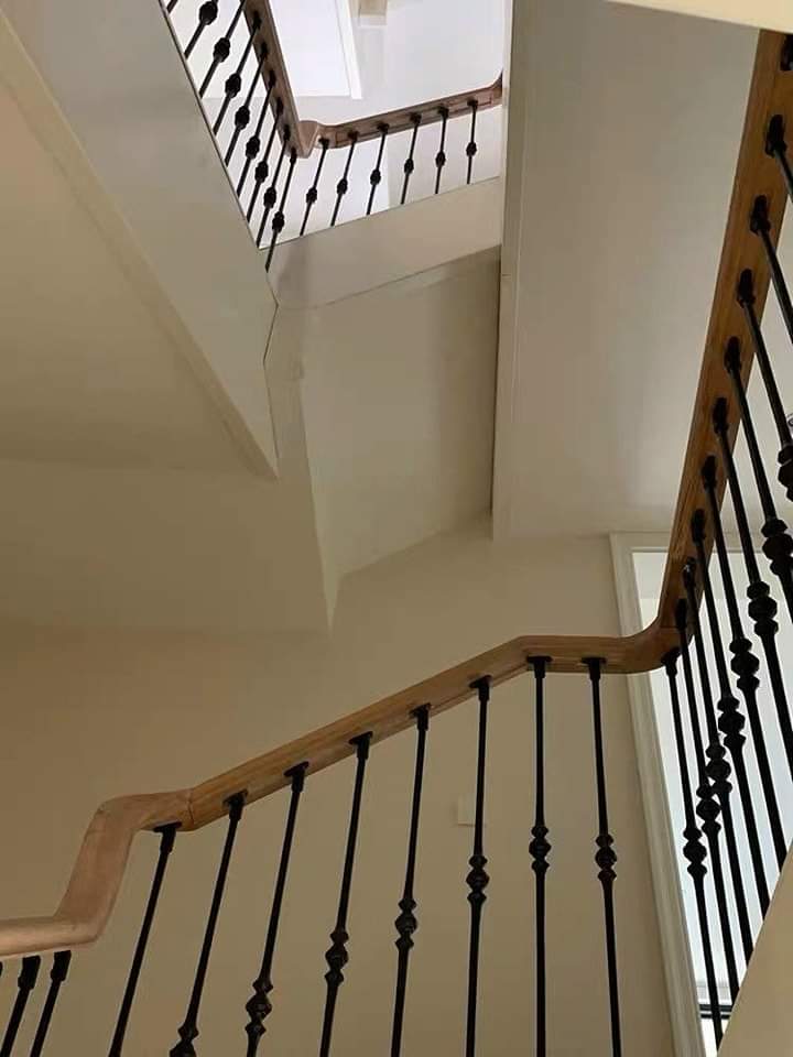 Cho thuê nhà mới, lô góc, thang máy,vỉa hè, 116m2- 4T, Hoàng Quốc Việt_44 Tr