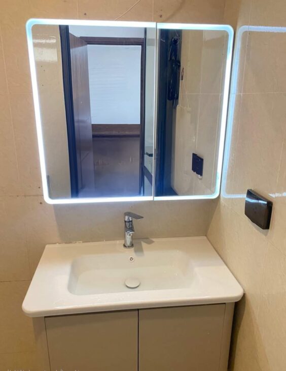 Cho thuê nhà mới, lô góc, thang máy,vỉa hè, 116m2- 4T, Hoàng Quốc Việt_44 Tr