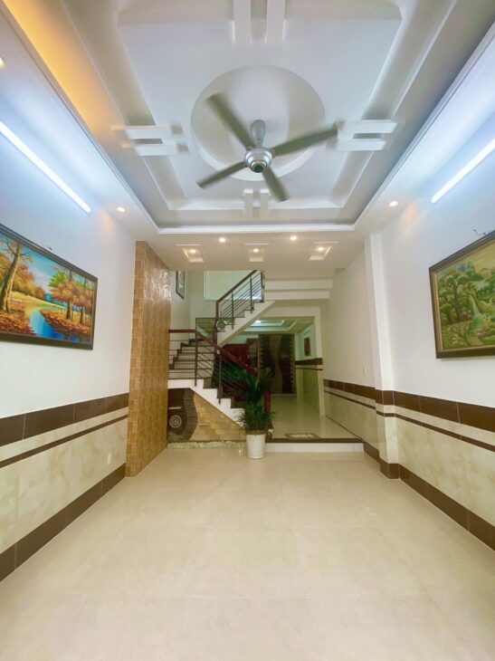 Bán nhà 62m2, 4PN, 4WC, 3 tầng, Q.9, giá chỉ 7,05 tỷ, sổ hồng