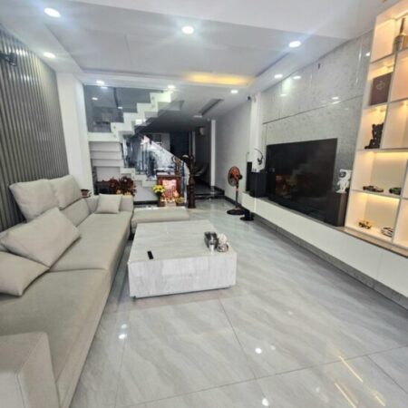 Bàn nhà Hẻm xe hơi ngay Trần Hưng Đạo, Quận 5, 68m2 5 tần 7PN, 13.2 tỷ