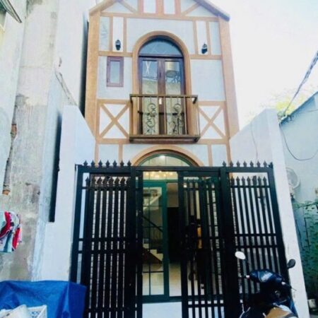 Bán ngôi nhà Linh Tây Thủ Đức – 1 trệt 1 lầu – gần Kha Vạn Cân – giá 3.4 tỷ