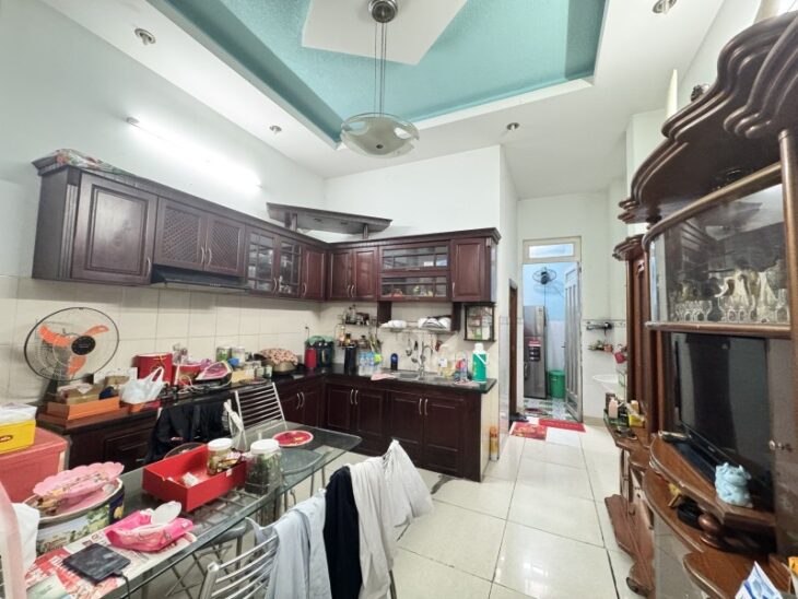 Bán nhà 72m², 6PN, 4WC, 4 tầng, Linh Trung, Thủ Đức – 8.9 tỷ