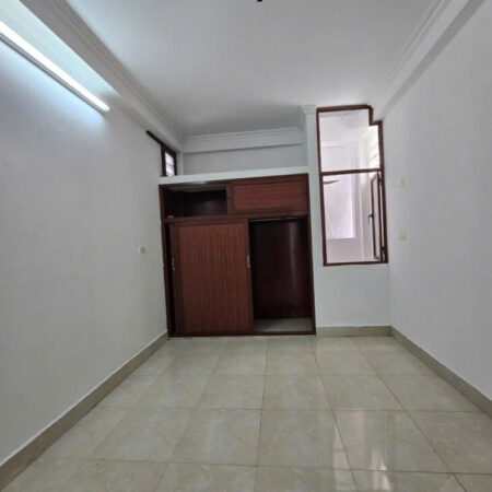 NHÀ MỚI CẦU GIẤY – MẶT NGÕ Ô TÔ THÔNG – KINH DOANH 44m2 6 tầng MT 3m Giá 13.6 tỷ