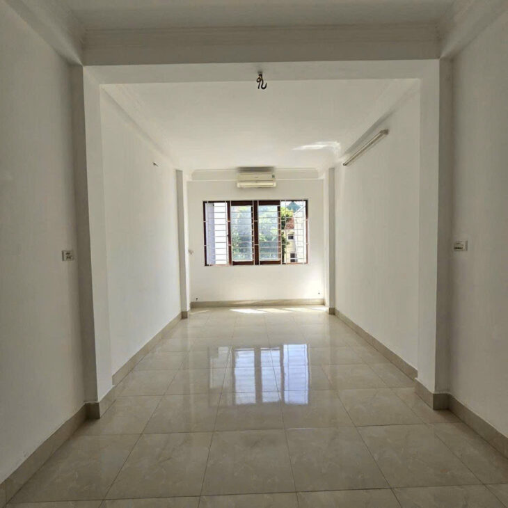 NHÀ MỚI CẦU GIẤY – MẶT NGÕ Ô TÔ THÔNG – KINH DOANH 44m2 6 tầng MT 3m Giá 13.6 tỷ