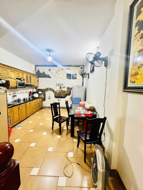 BÁN NHÀ PHAN KẾ BÍNH NGÕ ĐẸP Diện tích 40m2 5 tầng mặt tiền 3.9m Giá 8.5 tỷ