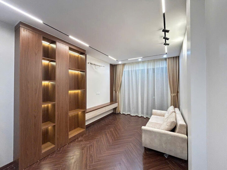 MP Hoa Bằng – Kinh Doanhi – Thang Máy – Gara Ô Tô DT 62m2 7 tầng MT 3.3m Giá 26.5 tỷ