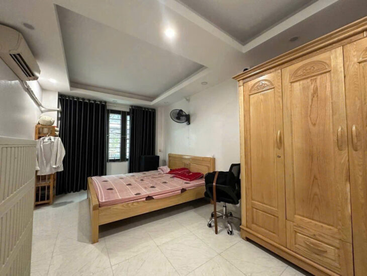 Bán Nhà Văn Chương Tôn Đức Thắng Kinh Doanh – Ô Tô. DT 43m2 5 tầng MT 3.5m Giá 13.5 tỷ