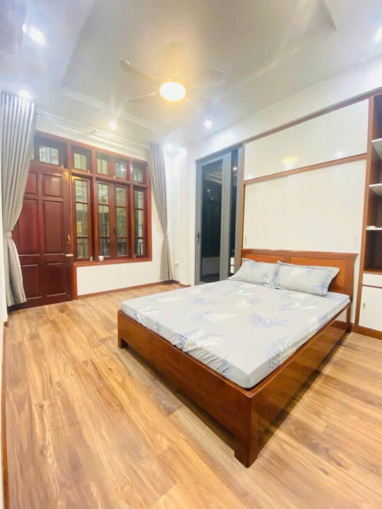 HÀO NAM – 50M RA MẶT PHỐ – TRUNG TÂM ĐỐNG ĐA 35m2 4 tầng mặt tiền 4m Giá 9.55 tỷ