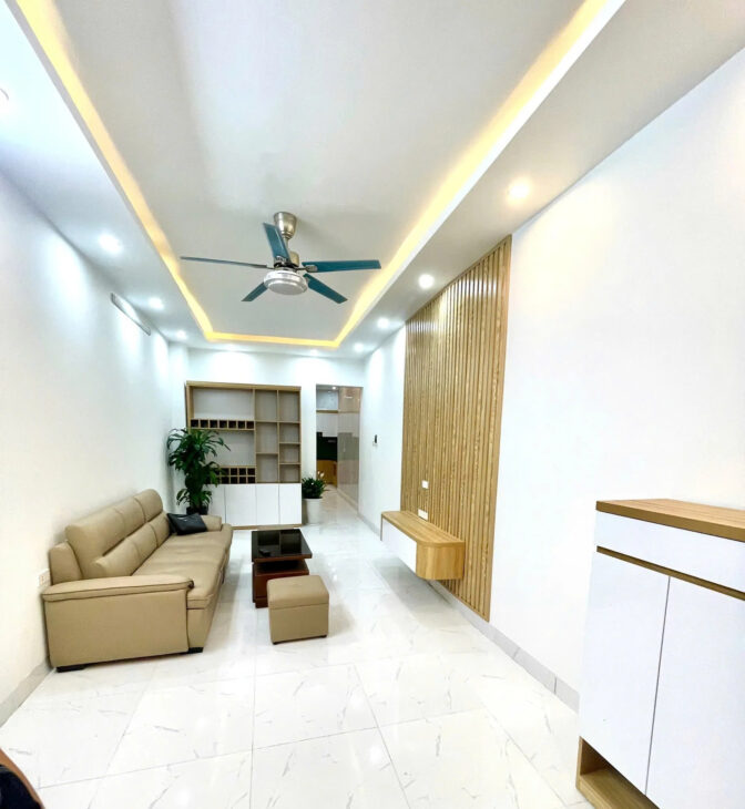 bán nhà Hòa Bình 46m2 3 tầng. mặt tiền 3.2. giá 6.65 tỷ Đống Đa Hà Nội