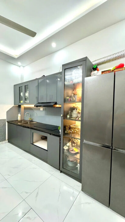 bánn nhà Khuyến Lương 40m2. 5 tầng. mặt tiền3.5m giá dẹp 7.3 tỷ Hoàng Mai Hà Nội