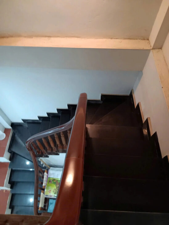 bán Nhà Ngõ Thịnh Hào1 35/38m2. 4 tầng. mặt tiền3.1m giá 8.8 tỷ Đống Đa Hà Nội