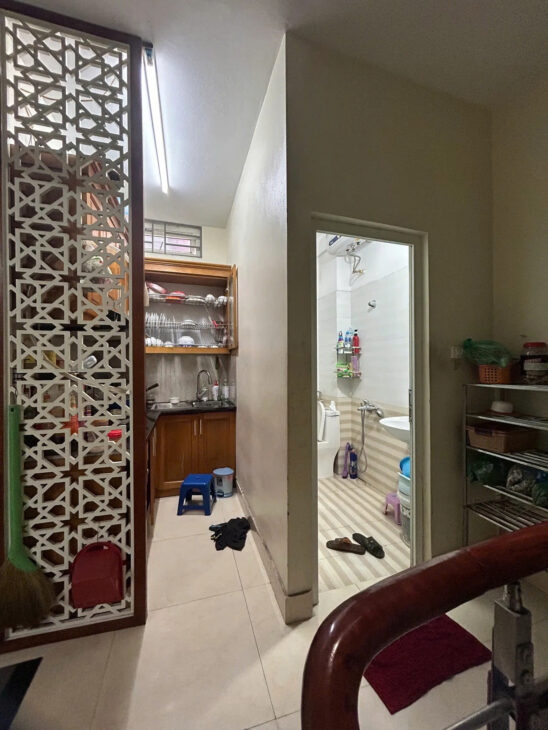 Bán Nhà Ngõ Quỳnh 37m2. 4 tầng. mặt tiền 5.1m. giá8.5 tỷ. Hai Bà Trưng Hà Nội