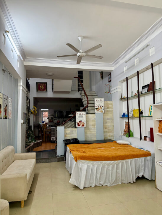 Bán nhà đẹp 3 tầng chắc chắn, giá cực rẻ, Đà Nẵng