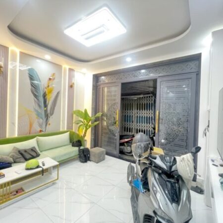 Bán nhà đẹp 4 tầng Nguyễn Văn Quỳ, Quận 7, 36m2 (4.5×8) chỉ 4.99 tỷ