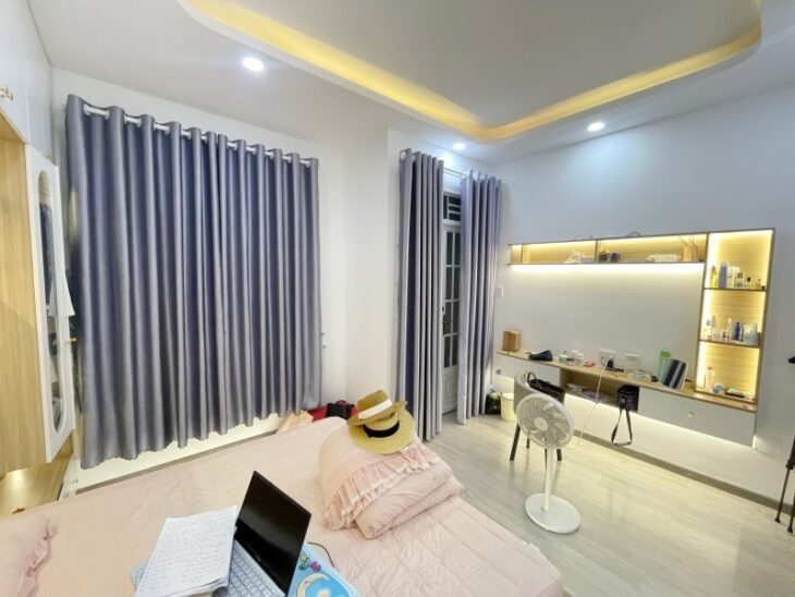 Bán nhà đẹp 4 tầng Nguyễn Văn Quỳ, Quận 7, 36m2 (4.5×8) chỉ 4.99 tỷ