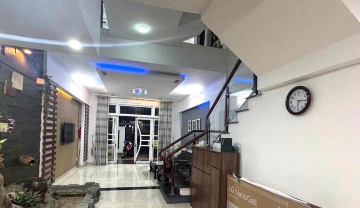 Bán nhà đẹp 4 tầng 4PN khu dân trí cao, Đà Nẵng