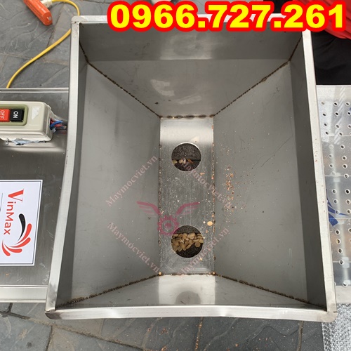 Máy bóc vỏ đậu lụa rang 600 kg/giờ Vinmax BVL600