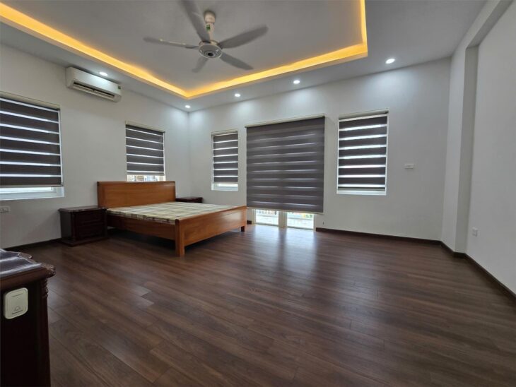 Chính chủ bán nhà 4 tầng . 82m2 , ô tô vào nhà , tại PHÚ THƯỢNG ,TÂY HỒ, Giá ; 13 tỷ.