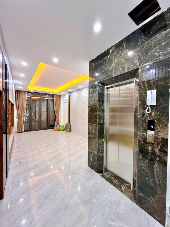 BÁN GẤP MP ĐỖ NHUẬN-BTL,127M2X8T,T.MÁY, VỈA HÈ ÔTÔ,KINH DOANH,M.TIỀN 9M, 59 TỶ