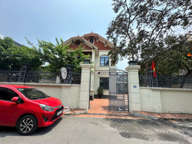 Biệt thự 500m mặt tiền 20m, Giá 26 tỉ ngay tại Thiên Lôi gần AEON