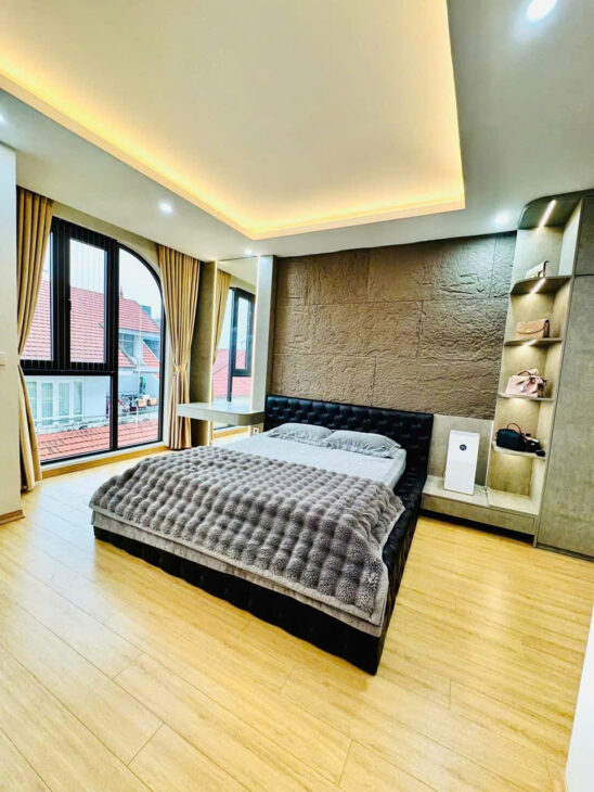 Bán nhà Lê Lợi,HĐ HN,kinh doanh , ô tô, thang máy,wiu đẹp , dt39m2,giá 9 ty