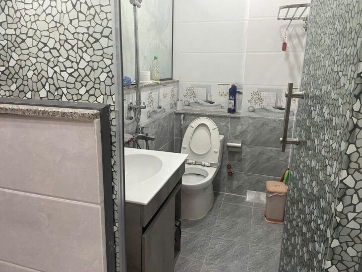 BÁN NHÀ 4 PN, 5 WC, 72M2, NGÕ 11, BÌNH HƯNG HÒA B, BÌNH TÂN, GIÁ 5.6 TỶ, SỔ HỒNG CHÍNH CHỦ