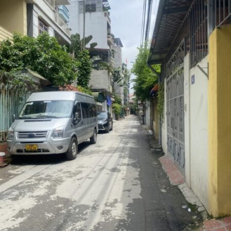 BÁN ĐẤT TẶNG NHÀ 3 TẦNG – PHẠM VĂN ĐỒNG – ÔTÔ ĐỖ CỬA – KINH DOANH – 35M – 7 TỶ BÁN ĐẤT TẶNG NHÀ 3 TẦNG – PHẠM VĂN ĐỒNG – ÔTÔ ĐỖ CỬA – KINH DOANH – 35M – 7 TỶ