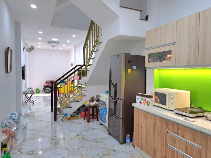 Nhà đẹp mới xây 2022, 84m² x 4 tầng, hẻm xe hơi, gần ngã tư Phú Nhuận, giá 9 tỷ TL