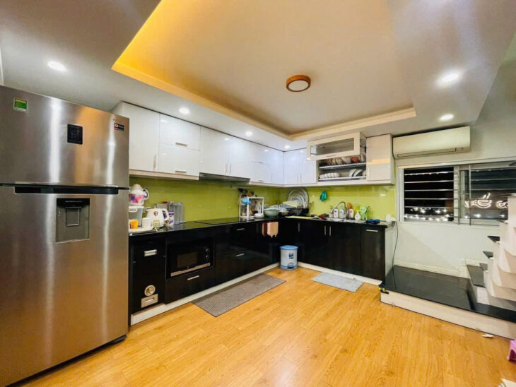 GIA ĐÌNH CẦN BÁN 98M2, 5 TẦNG, GIÁ 20 TỶ. HOÀNG VĂN THÁI, THANH XUÂN