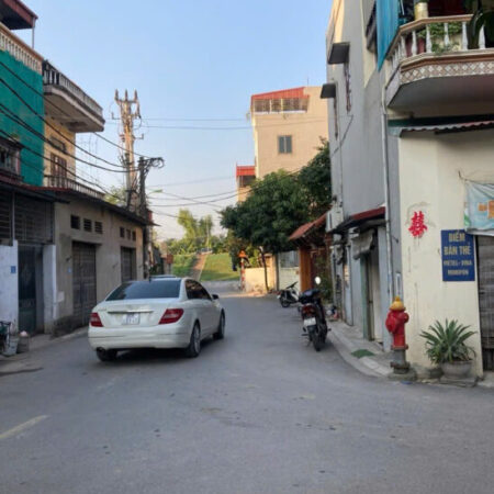 THANH AM ĐẤT 70M² – NGÕ Ô TÔ TRÁNH – GẦN TRƯỜNG, – KHÔNG GIAN SỐNG TRONG LÀNH THANH AM ĐẤT 70M² – NGÕ Ô TÔ TRÁNH – GẦN TRƯỜNG, – KHÔNG GIAN SỐNG TRONG LÀNH