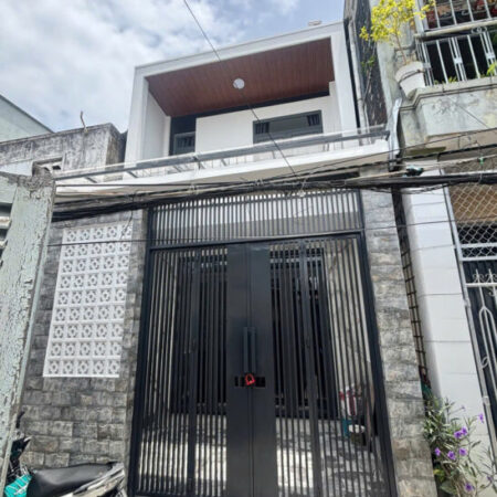 BÁN NHÀ MỚI HẺM ĐƯỜNG 2/4 PHƯỜNG VẠN THẠNH, NHA TRANG CÁCH BIỂN CHỈ 7P DI CHUYỂN