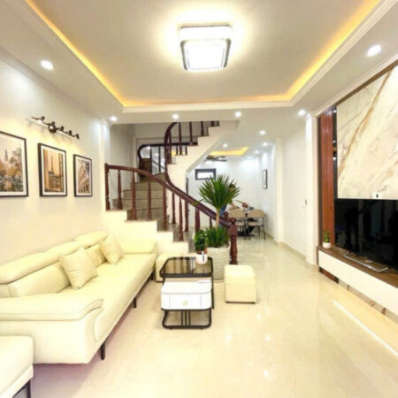 Rẻ nhất Phố Trạm – chỉ 7.4 tỷ sở hữu ngay Nhà đẹp 5 tầng 45m2