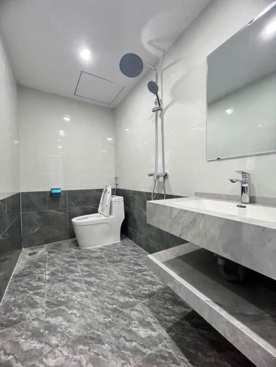 Nhà đẹp , Ngọc Thụy , 5 Tầng , cạnh trường Việt Pháp, 5ty95