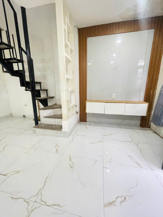 Nhà Đẹp Giá Nhỉnh 2 Tỷ – Sổ Hồng Riêng – Ngay TCH Trung Tâm Quận 12