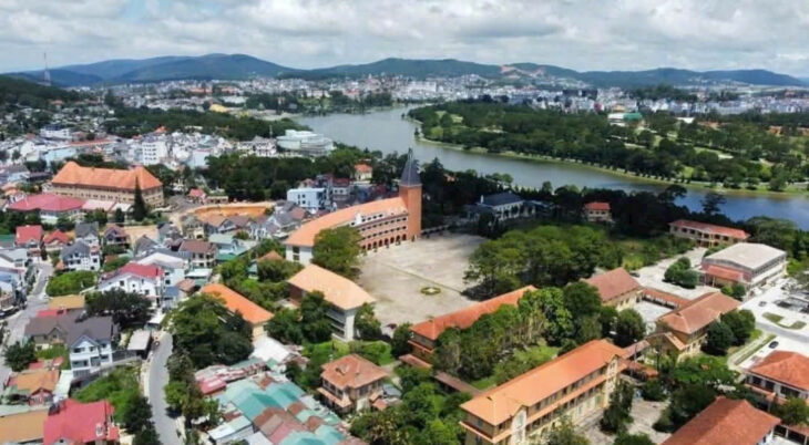 BÁN VILLA – BIỆT THỰ SÂN VƯỜN ĐƯỜNG YERSIN PHƯỜNG 9 TP ĐÀ LẠT