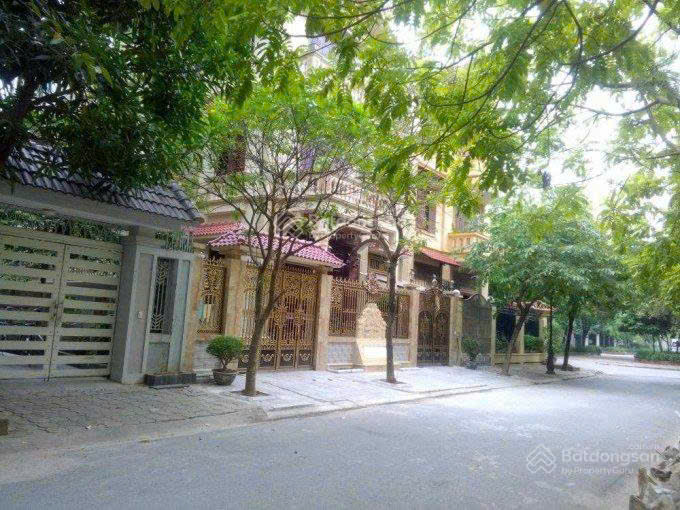 Bán BT Trung Văn Vinaconex3, Nam Từ Liêm. DT 162m x4T. Có hầm. Giá 42 tỷ. LH:0964769634