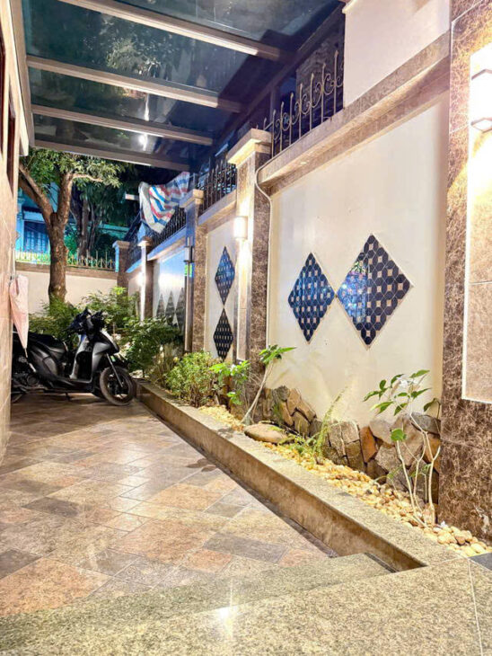 Bán BT Trung Văn Vinaconex3, Nam Từ Liêm. DT 162m x4T. Có hầm. Giá 42 tỷ. LH:0964769634