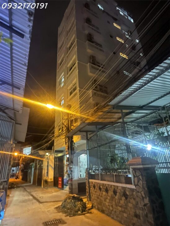 HÀNG HIẾM-CÓ DÒNG TIỀN CỰC TỐT ỔN ĐỊNH-Toà Căn Hộ Góc 2 Mặt Đường Gồm 7 Tầng 27 Phòng-NHANH TAY!!!