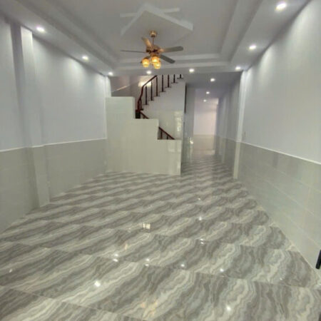 NHÀ SIÊU RẺ – XE HƠI NGỦ TRONG NHÀ – TỈNH LỘ 10 – 3 TẦNG – 112M2 ( 4.5×25M) – NHỈNH 50TR/M2