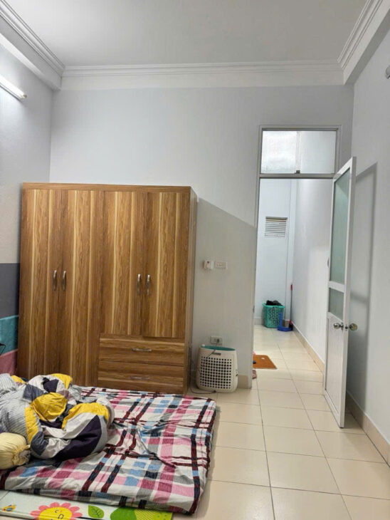 Bán nhà 34m 5T Bồ Đề, Long Biên , oto ,KD, giá 7,1ty.