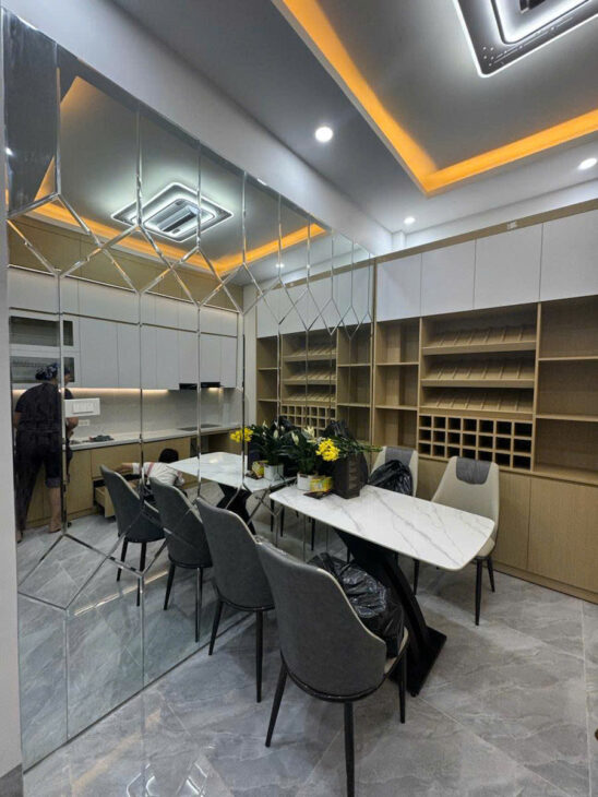 SIÊU PHẨM THÁI THỊNH NHÀ ĐẸP KINH DOANH TỐT40M GIÁ 12 TỶ