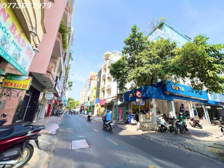 BÁN NHÀ GÓC 2MT NGUYỄN VĂN THỦ, ĐAKAO, Q1