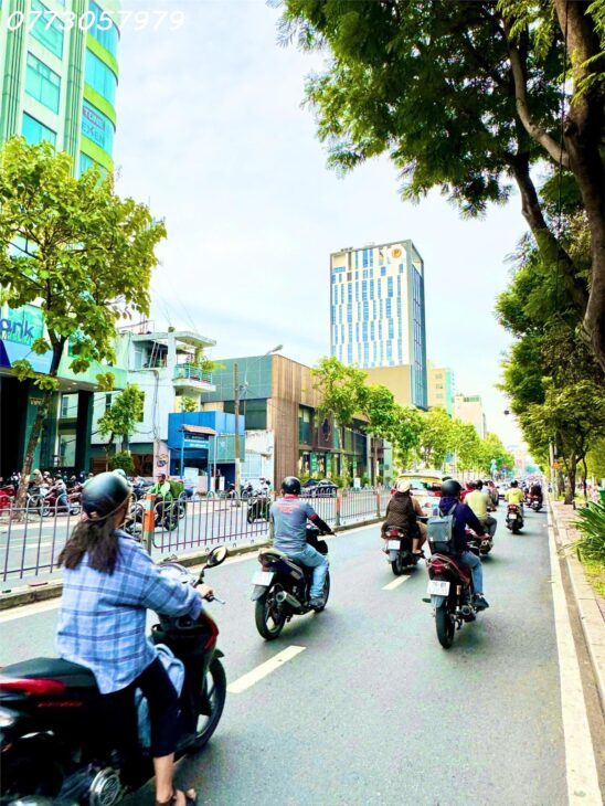 BÁN TÒA NHÀ VĂN PHÒNG MẶT TIỀN NGUYỄN THỊ MINH KHAI Q1