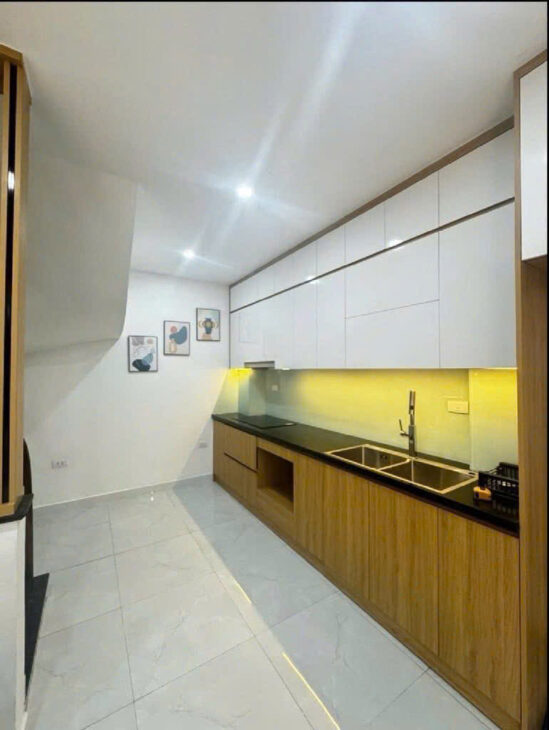 BÁN NHÀ TRẦN CUNG,52M²,5 TẦNG THANG MÁY, LÔ GÓC, NGÕ THÔNG RỘNG, GẦN ÔTÔ– GIÁ 10.45 TỶ,DÂN XÂY Ở