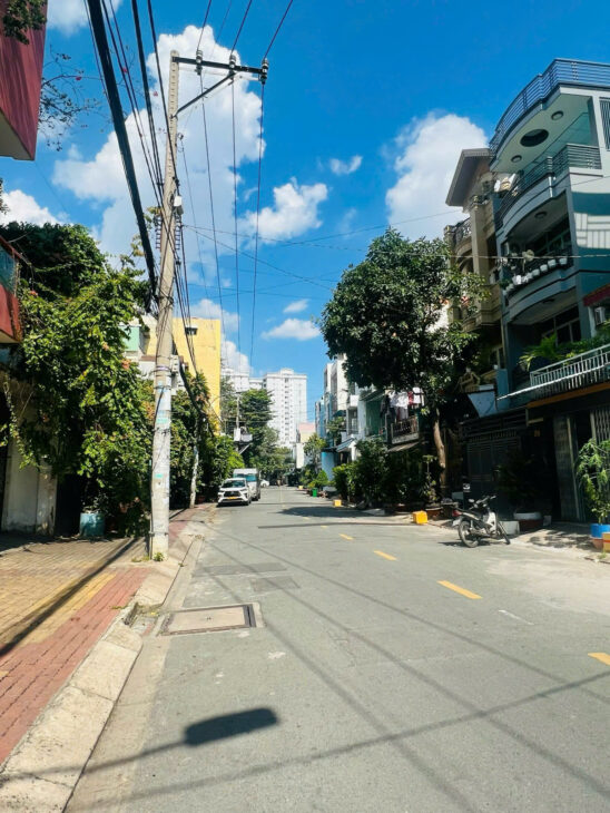 Bán nhà MT NGuyễn Mỹ Ca Ph Hiệp Tân. DT 4x19m C4. SHR Đường 12m. Gần Chợ Giá 8,9 tỷtl