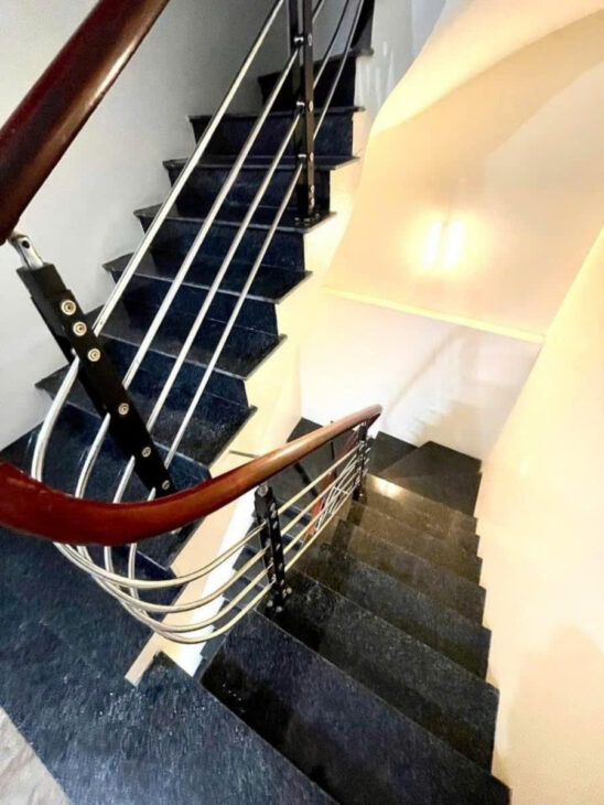 BÁN NHÀ PHỐ THÁI THỊNH – 40M2 x 5 TẦNG – GIÁ 21 TỶ – KINH DOANH ĐỈNH – VỊ TRÍ TRUNG TÂM