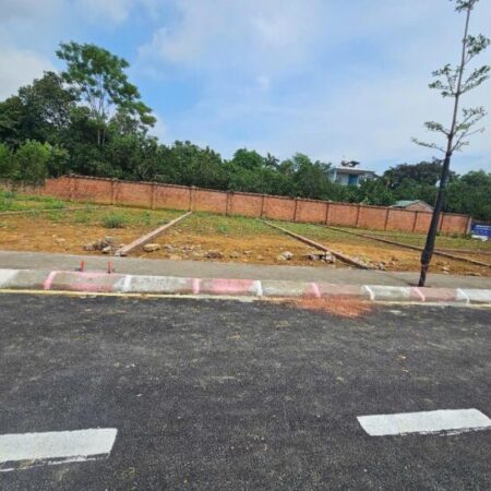 Bán đất đầu tư vị trí đẹp Vai Réo đường thông rộng ôtô tránh 105m nhỉnh 4ty Bán đất đầu tư vị trí đẹp Vai Réo đường thông rộng ôtô tránh 105m nhỉnh 4ty