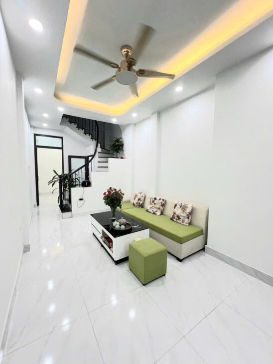 Bán Nhanh Nhà Tân Mai Ô Tô Đỗ Cửa 45m 2 Tầng 3 Ngủ 4.28 Tỷ Sổ Đỏ
